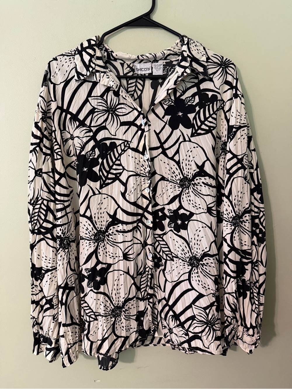 Chico's Black & White Floral Button-Down Shirt